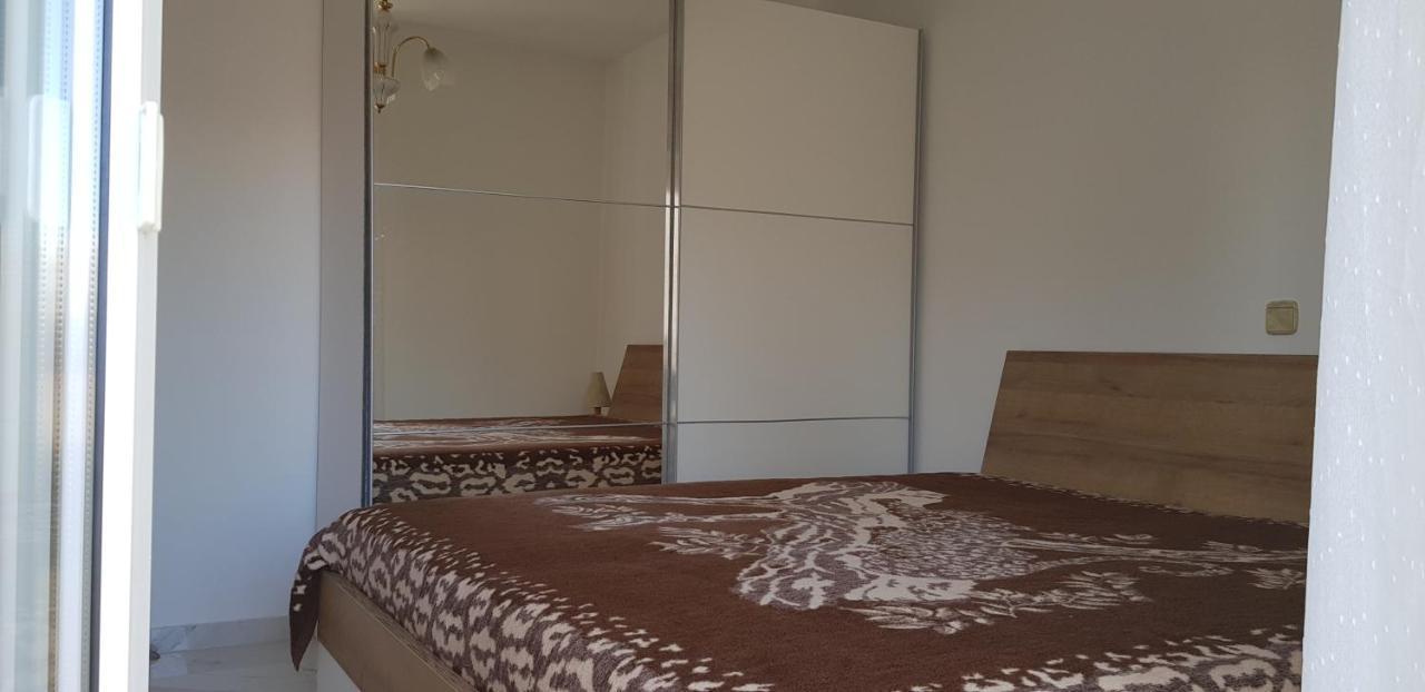 Barbat na Rabu Apartments Anita 1 מראה חיצוני תמונה