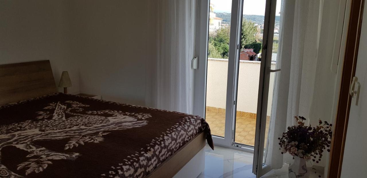 Barbat na Rabu Apartments Anita 1 מראה חיצוני תמונה