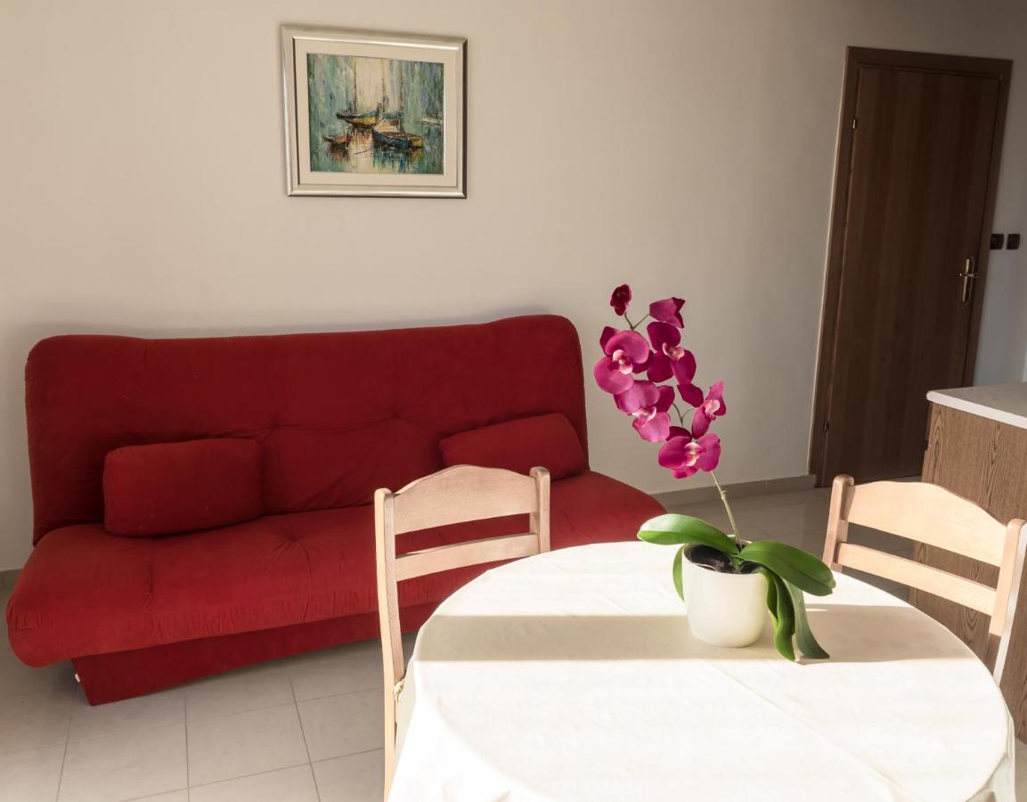Barbat na Rabu Apartments Anita 1 מראה חיצוני תמונה