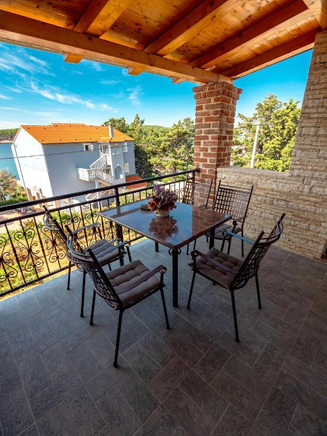 Barbat na Rabu Apartments Anita 1 מראה חיצוני תמונה